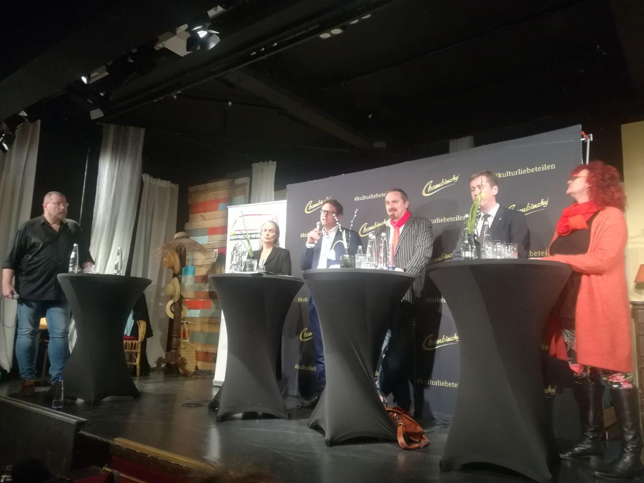 Podiumsdiskussion der OB-Kandidierenden